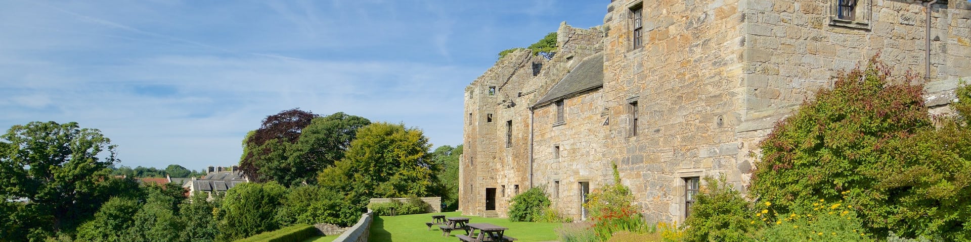 Aberdour Castle featuring a house
