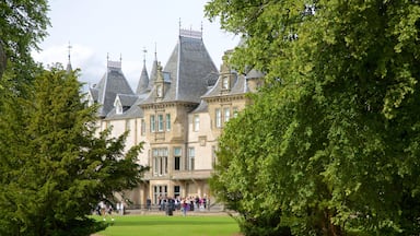 Callendar House featuring a castle and heritage elements