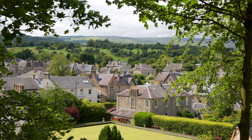 Stirling featuring a small town or village