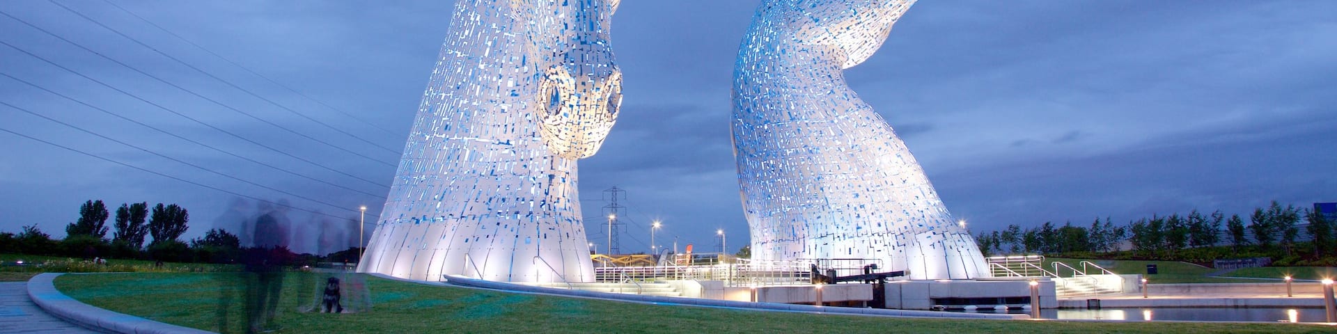 The Kelpies which includes night scenes and outdoor art