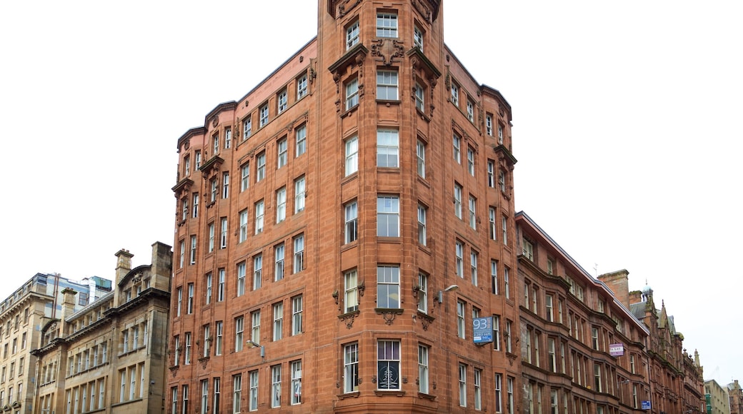 Buchanan Street featuring heritage elements and heritage architecture