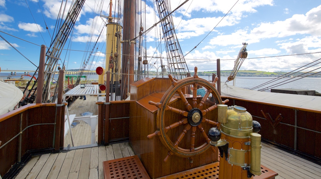 Discovery Point showing heritage elements and boating