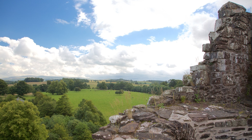 Doune Castle featuring farmland and heritage elements