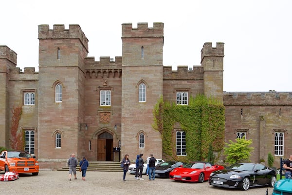 Scone Palace montrant château, patrimoine historique et patrimoine architectural