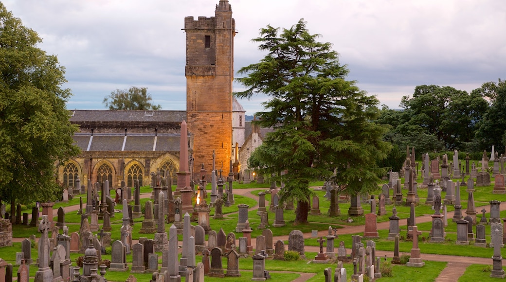 Church of the Holy Rude showing a church or cathedral, heritage elements and a cemetery