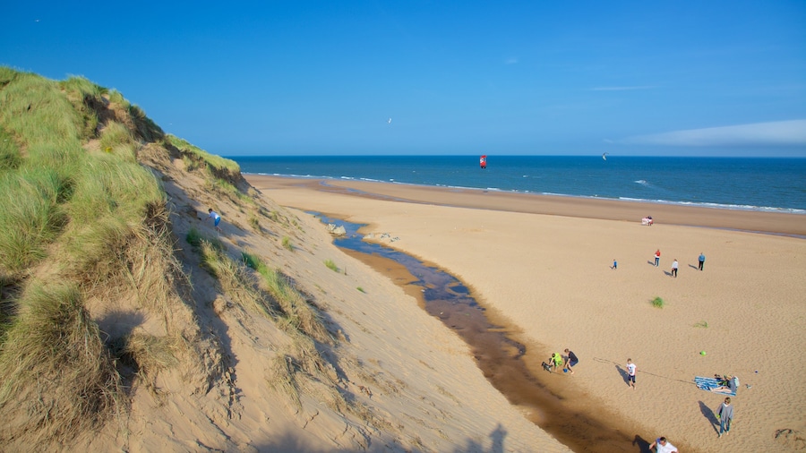 Balmedie Country Park showing a sandy beach and general coastal views