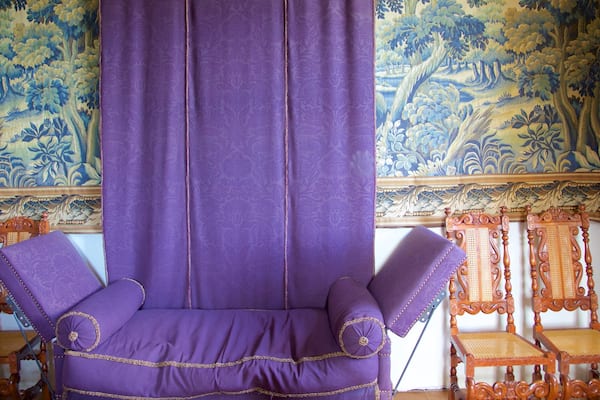 Argyll\'s Lodging which includes heritage elements and interior views