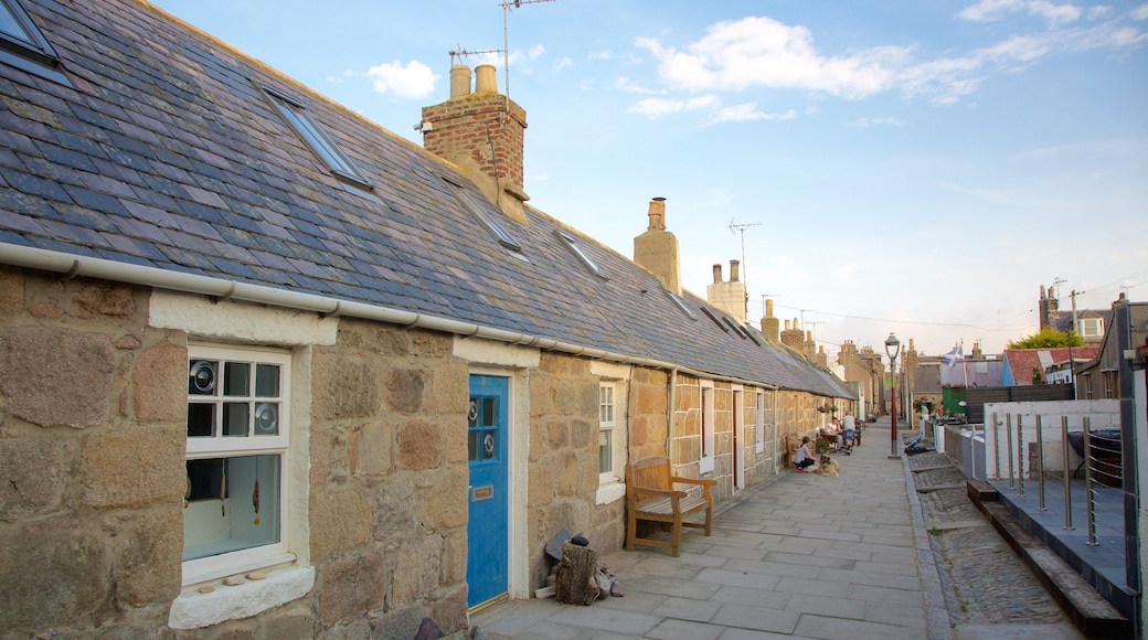Aberdeen which includes street scenes
