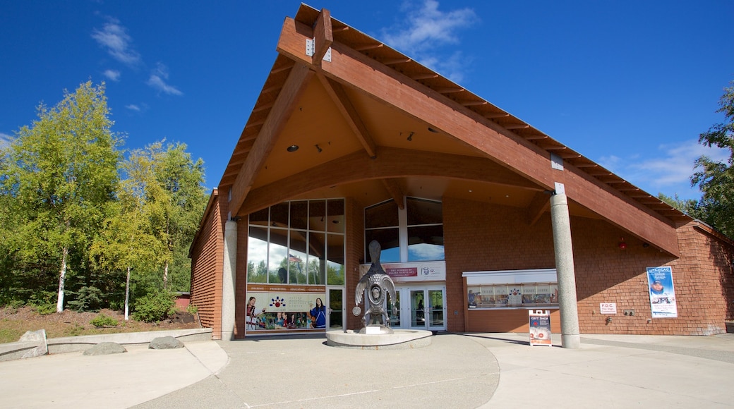 Alaska Native Heritage Center caratteristiche di statua o scultura