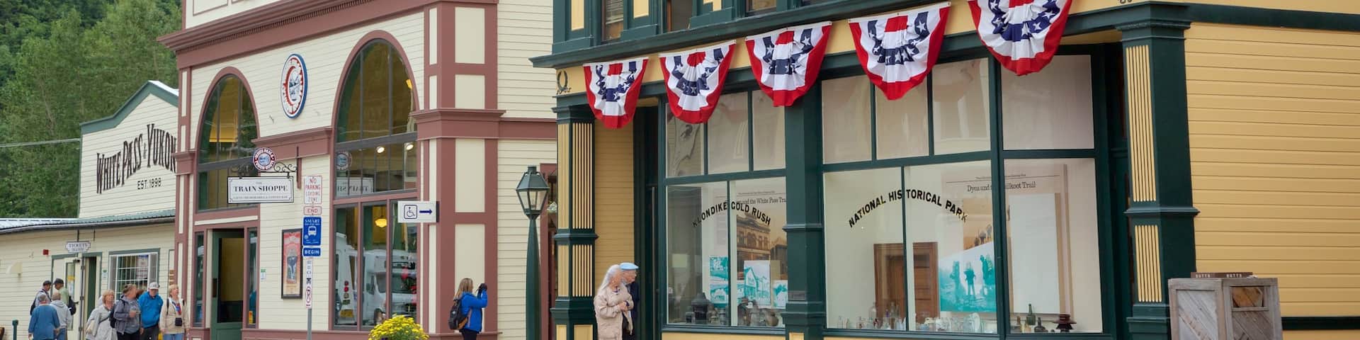 Klondike Gold Rush National Historic Park featuring a small town or village