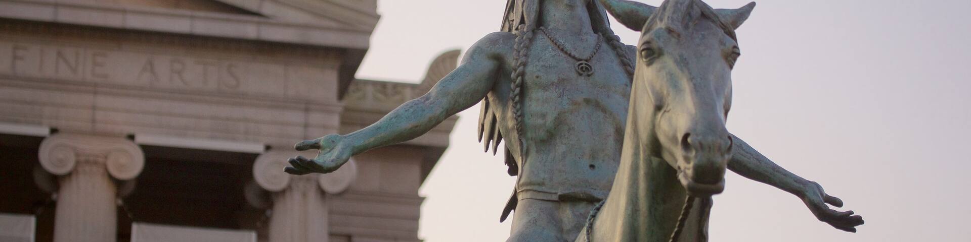 Kenmore Square showing a statue or sculpture