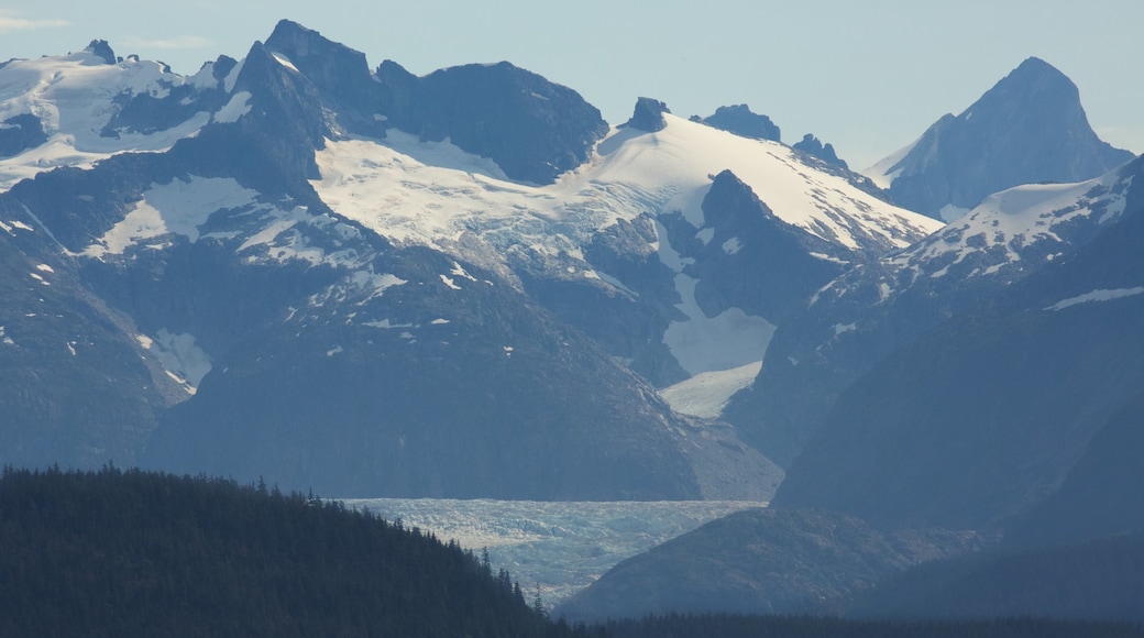 Juneau which includes mountains, snow and landscape views