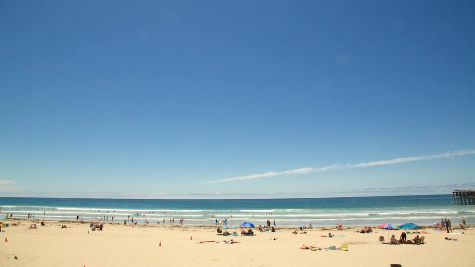 Parque de Pacific Beach que incluye una playa de arena