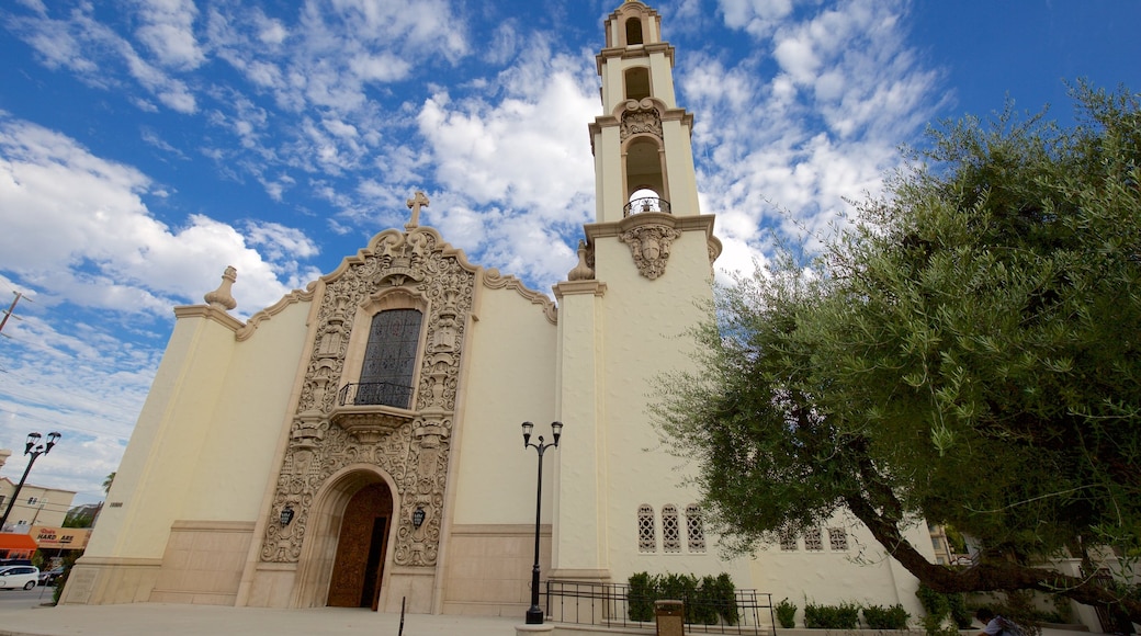 Burbank ofreciendo una iglesia o catedral