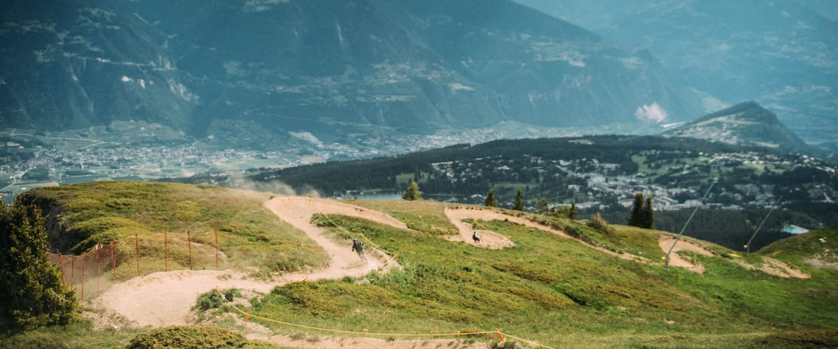 Crans-Montana Ski Resort which includes mountain biking and mountains