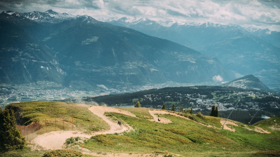 Skioord Crans-Montana inclusief bergen en mountainbiken