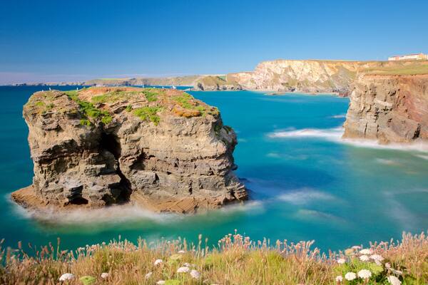Porth Beach das einen allgemeine Küstenansicht und Landschaften