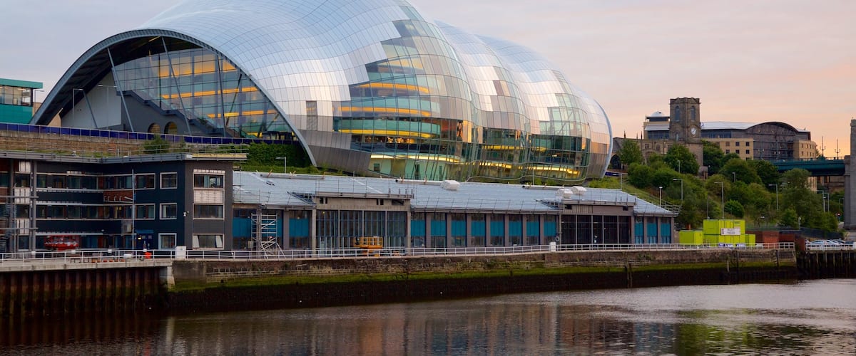 Sage Gateshead showing a river or creek, modern architecture and a city