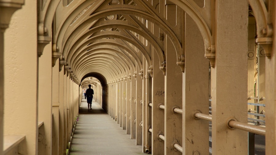 Newcastle-upon-Tyne toont interieur en historische architectuur