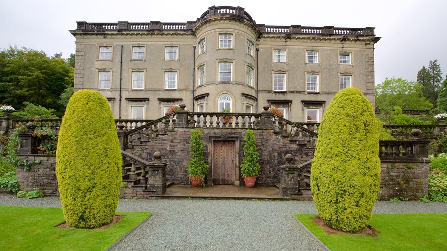 Ambleside showing heritage architecture