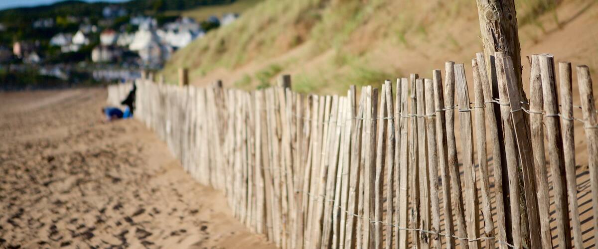 Woolacombe featuring a beach