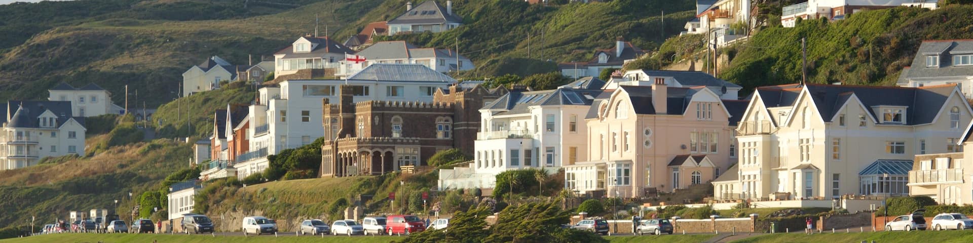 Woolacombe mettant en vedette ville cĂŽtiĂšre, surf et plage