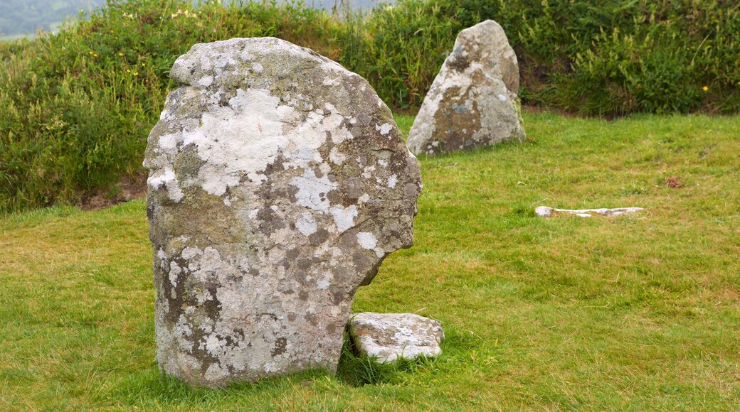 Chysauster Ancient Village which includes heritage elements and a ruin