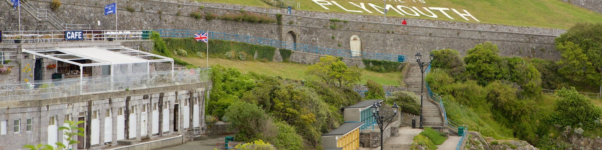 Royal Citadel showing chateau or palace