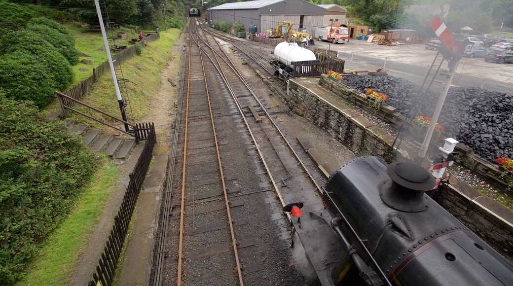 Cumbria che include ferrovia e oggetti d\'epoca