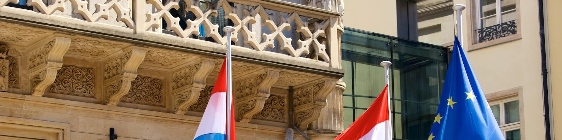 Grand Ducal Palace which includes a castle, heritage architecture and heritage elements