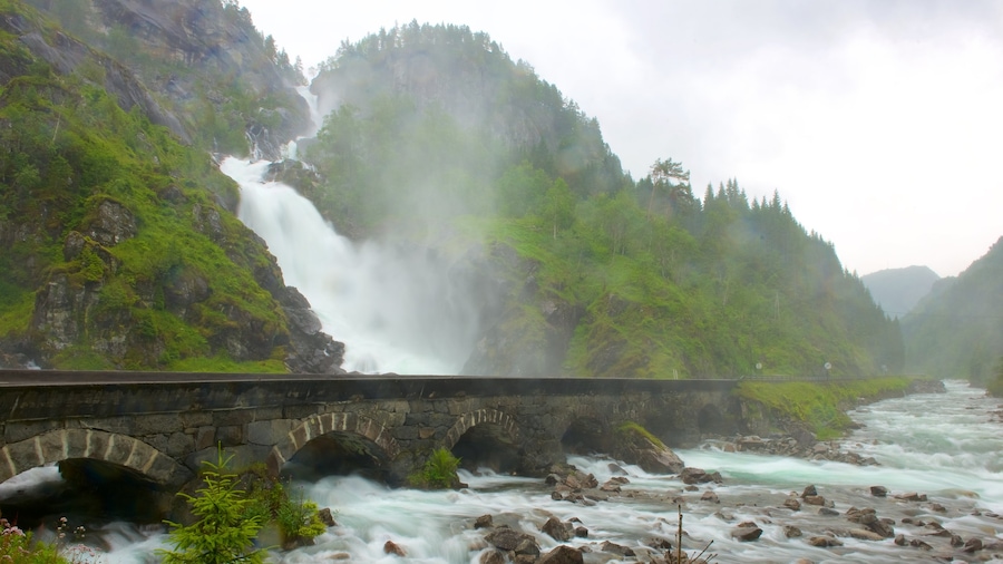Odda showing a waterfall, a bridge and a river or creek
