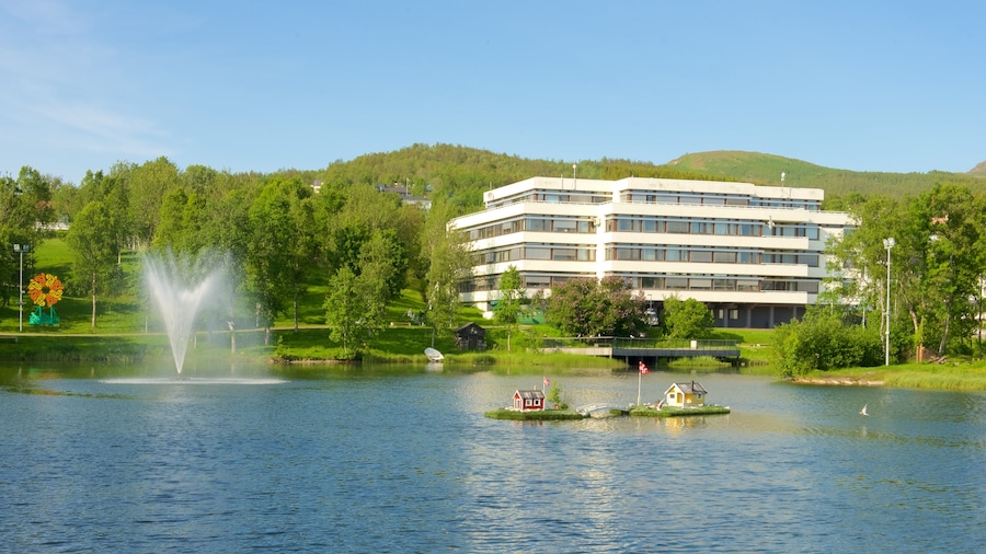 Finnsnes which includes a luxury hotel or resort, a lake or waterhole and a fountain