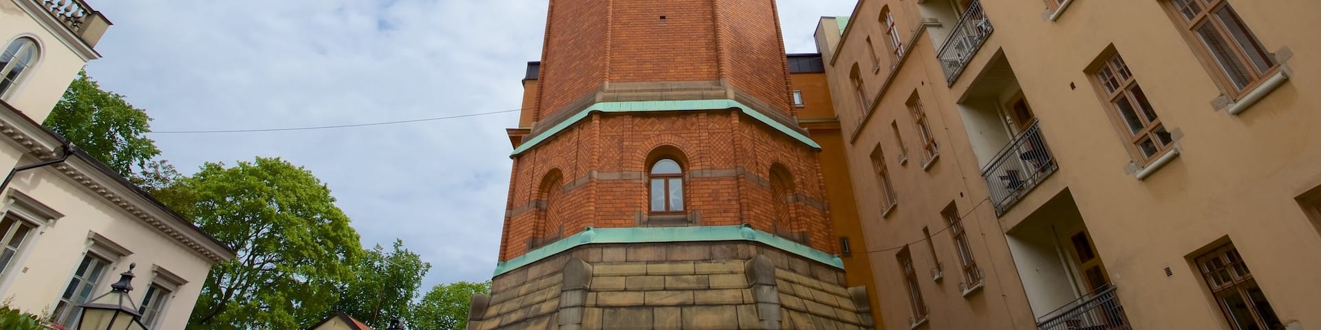 Mosebacke Square which includes heritage architecture