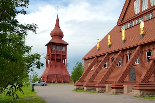 Kiruna Kyrka featuring a temple or place of worship