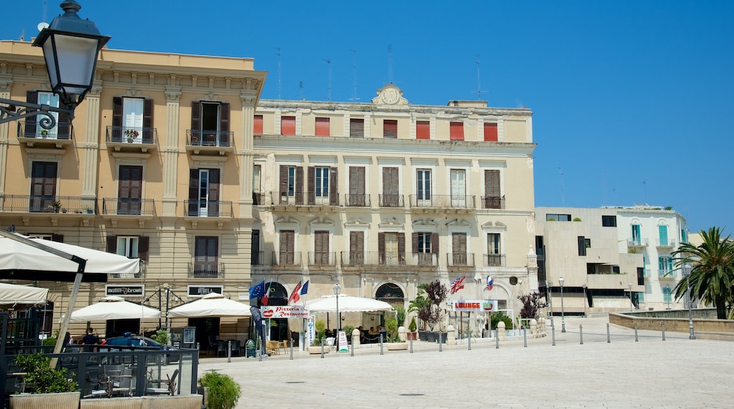 Piazza del Ferrarese