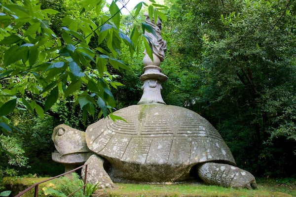 Parc dei Mostri montrant statue ou sculpture