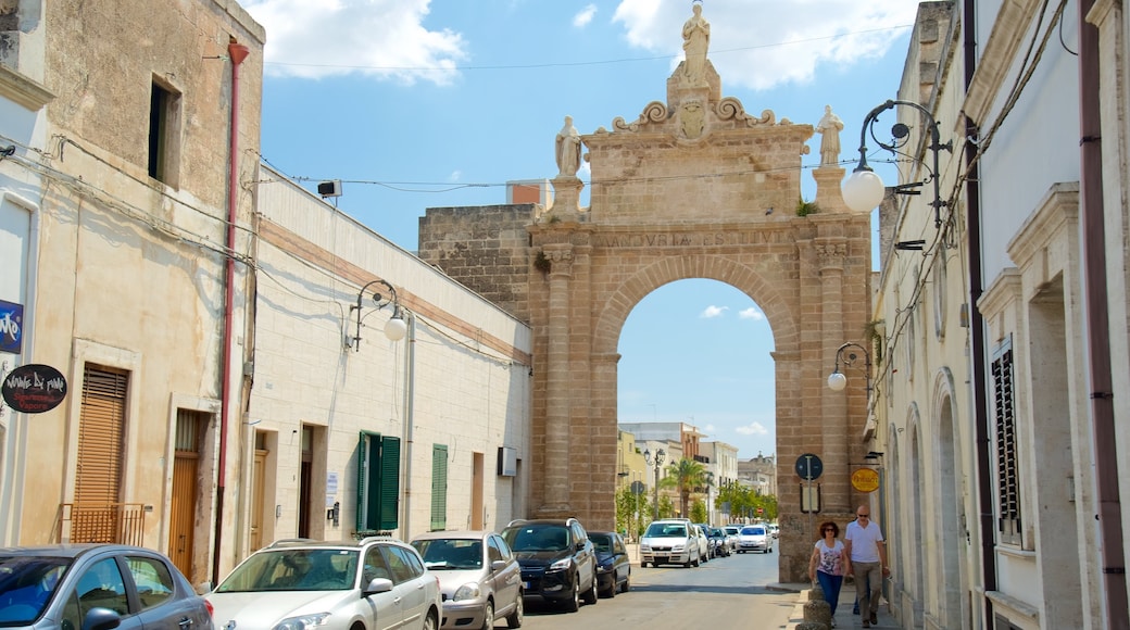 Manduria mostrando patrimonio de arquitectura