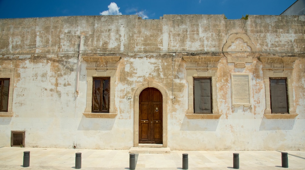 Manduria ofreciendo patrimonio de arquitectura