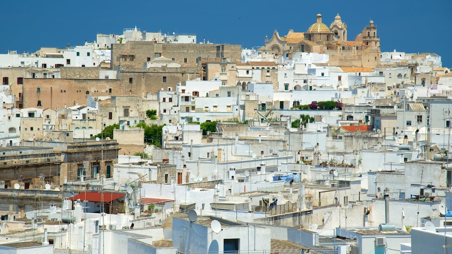 Brindisi mostrando uma cidade
