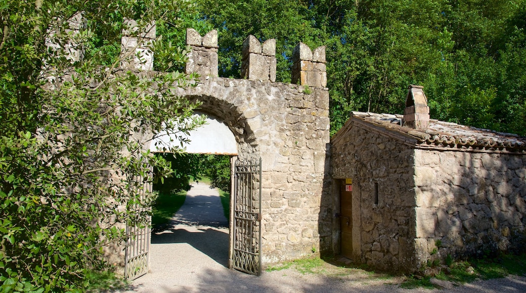 Parco dei Mostri bevat historische architectuur