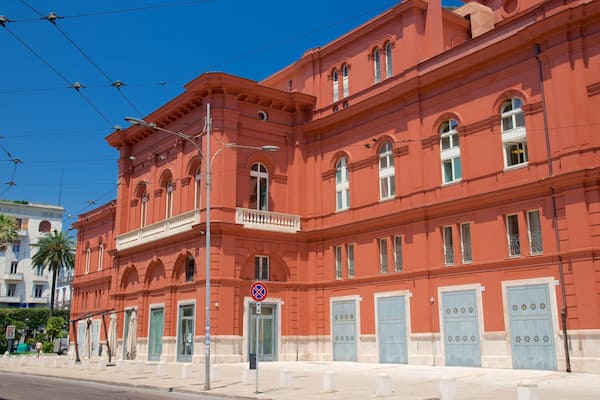 Bari mit einem historische Architektur