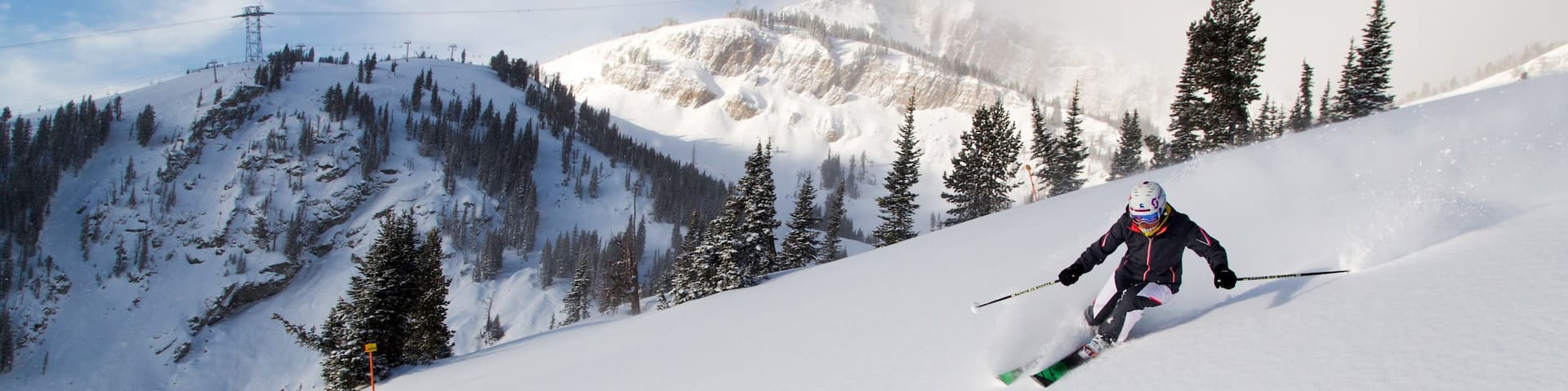 Jackson Hole Mountain Resort showing snow, snow skiing and mountains
