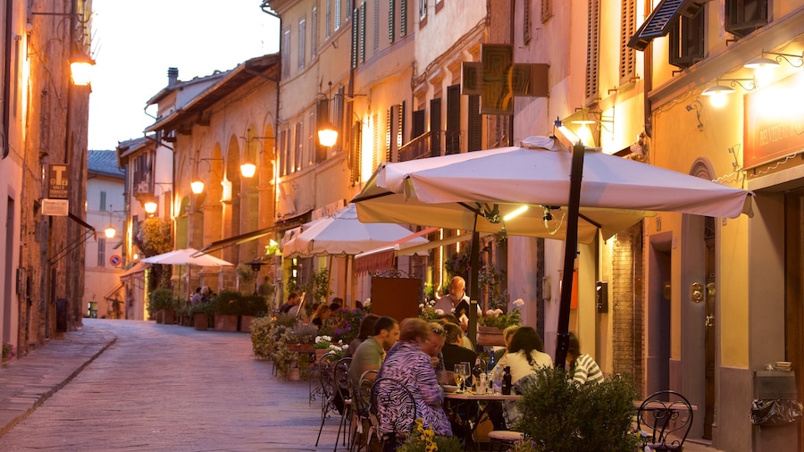Montalcino mostrando un atardecer y comidas al aire libre