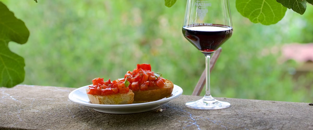 Panzano in Chianti trong đó bao gồm thức uống, nước giải khát và thức ăn