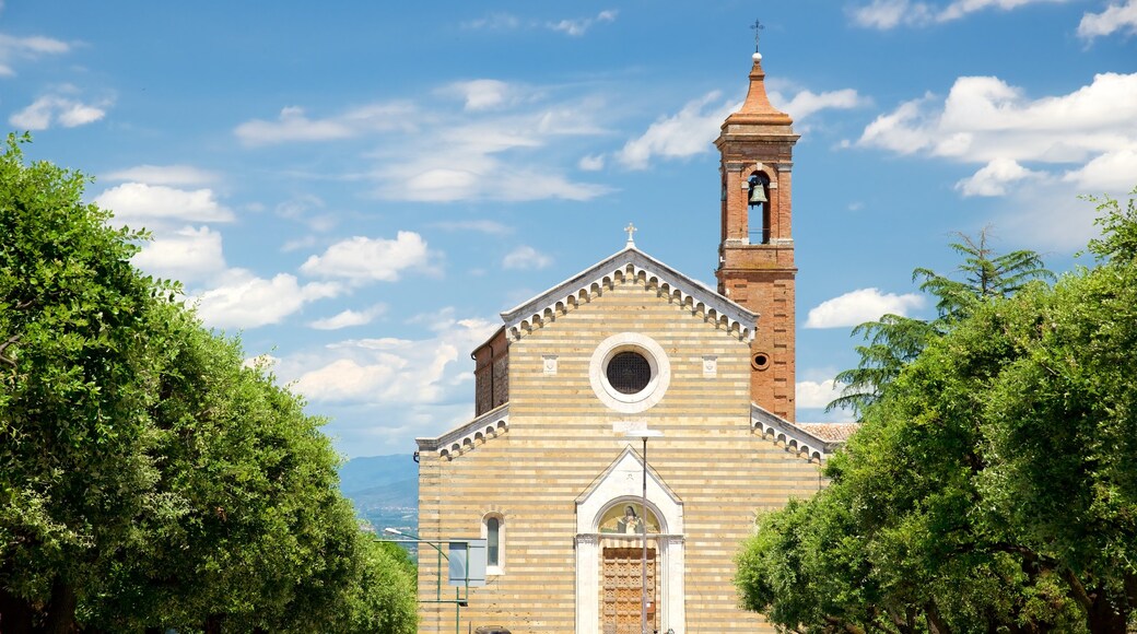 Montepulciano which includes religious elements, heritage architecture and a church or cathedral