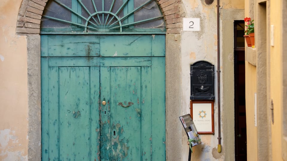 Cortona montrant patrimoine architectural