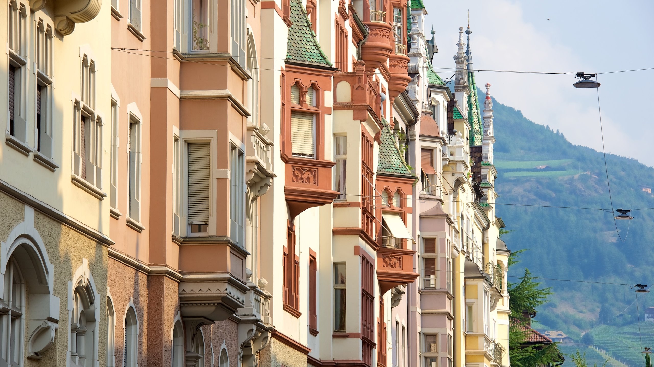 Bolzano which includes heritage architecture