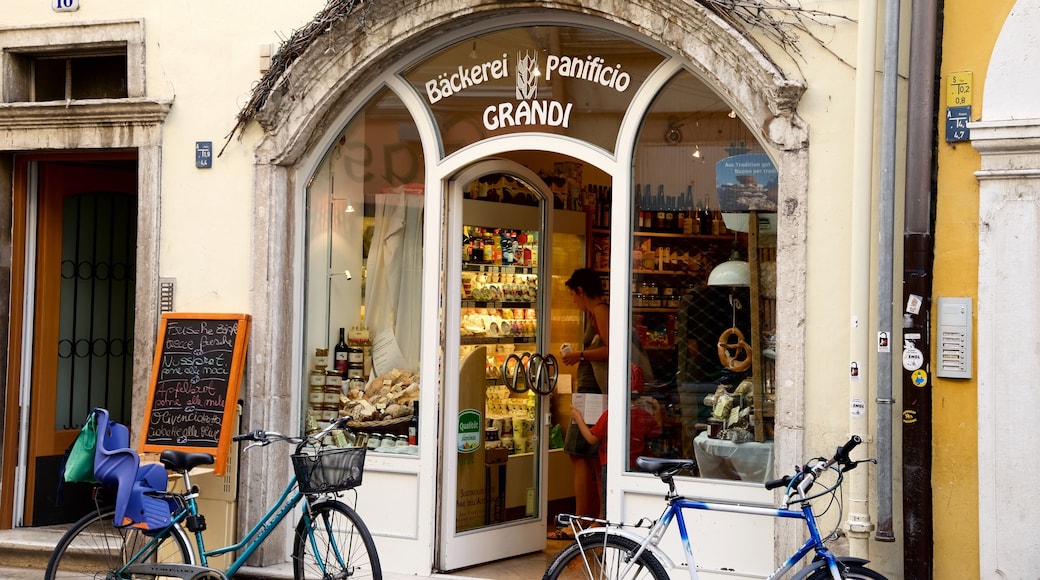 Bolzano featuring shopping