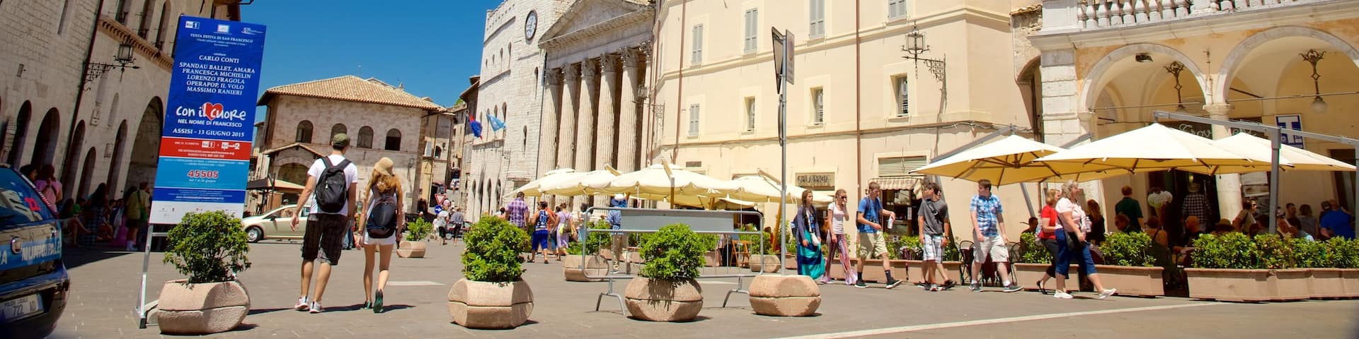 Piazza del Comune montrant patrimoine architectural, square ou place et ville