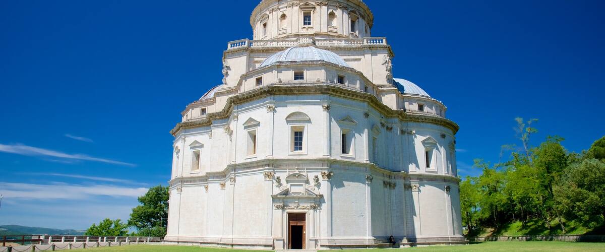 Santa Maria della Consolazione, Todi, Italia ofreciendo una iglesia o catedral y arquitectura patrimonial
